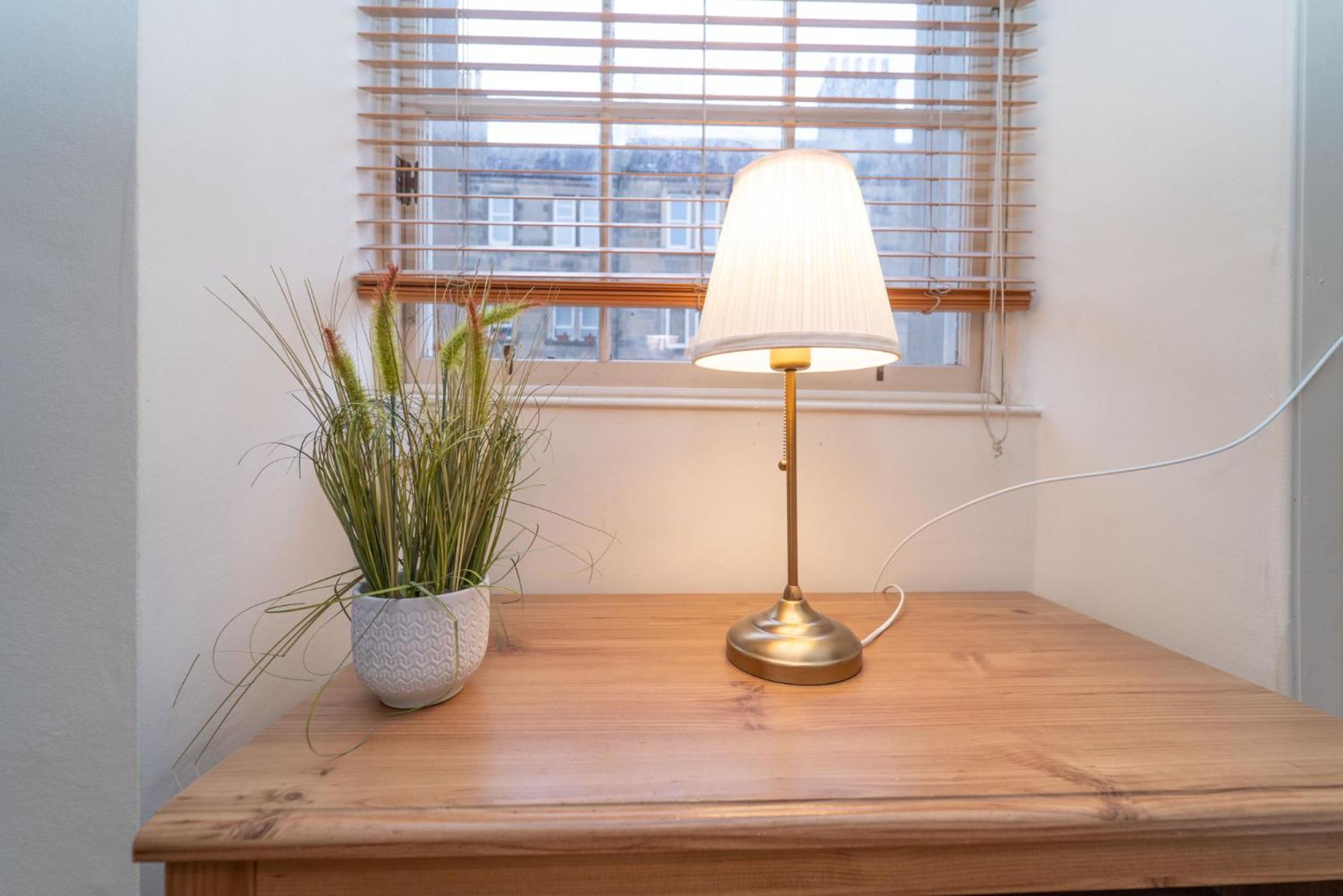 Large City Corner Apartment EDI Buitenkant foto